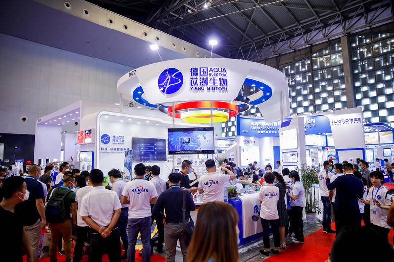 深圳国际医疗器械展 展品推荐:机器人康复轮椅